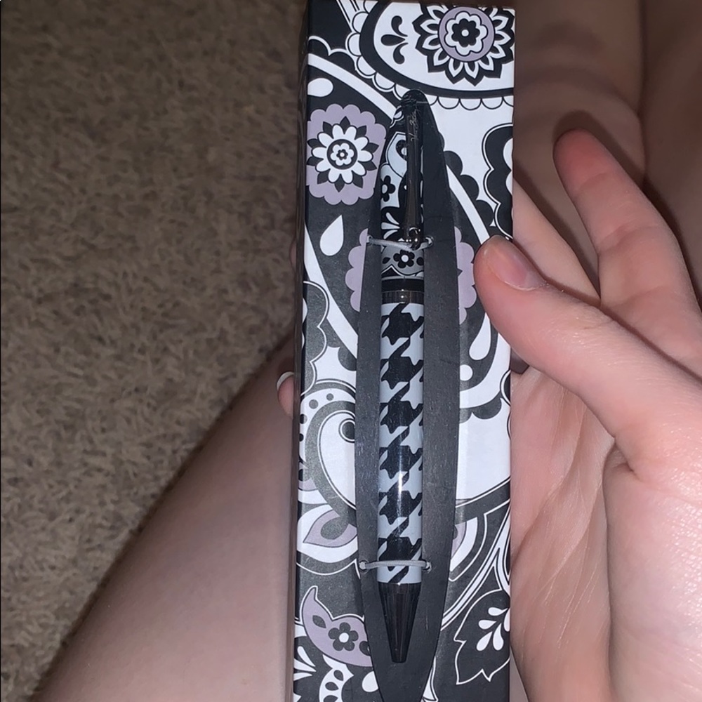 vera bradley pen